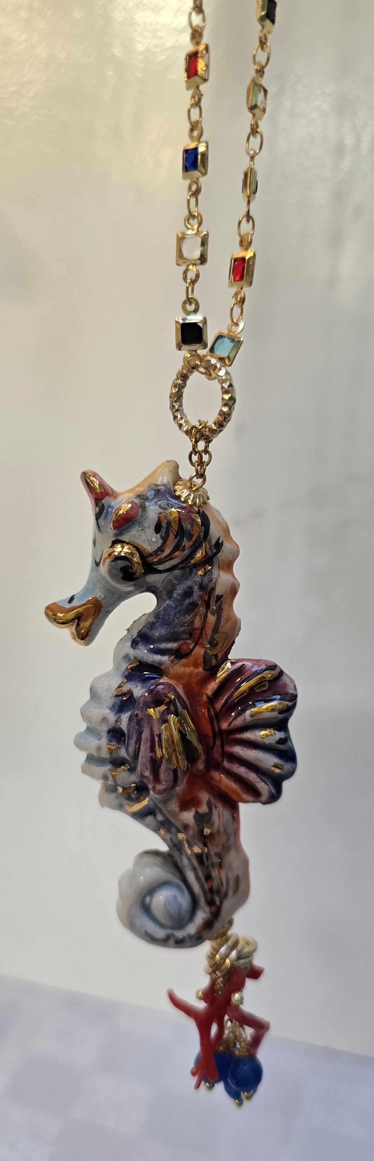 Collana con Cavalluccio Marino in Ceramica