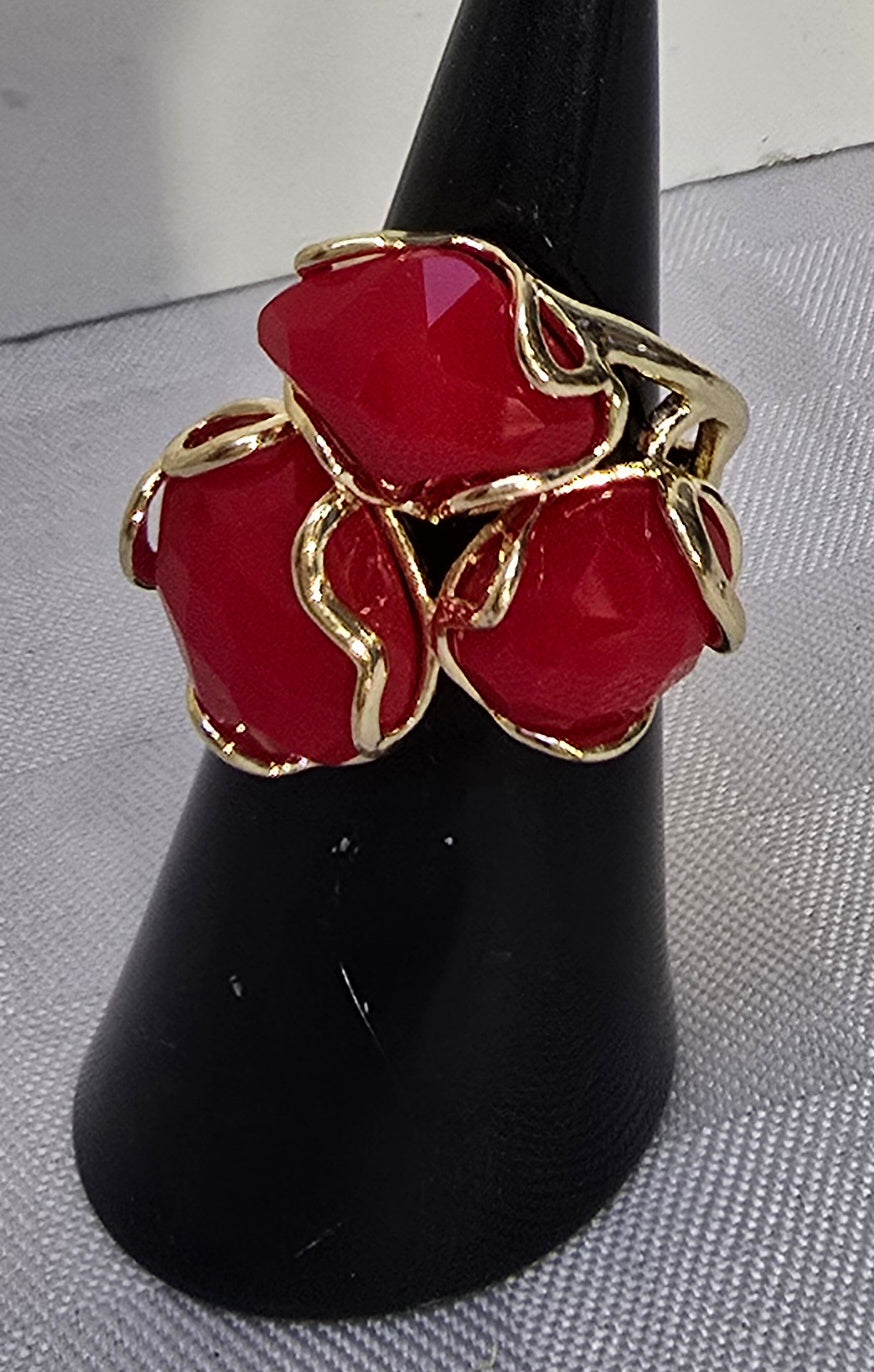Occhio di Gatto Rosso Anello
