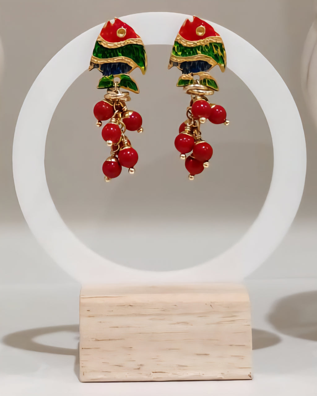 Pesciolini con perle rosse