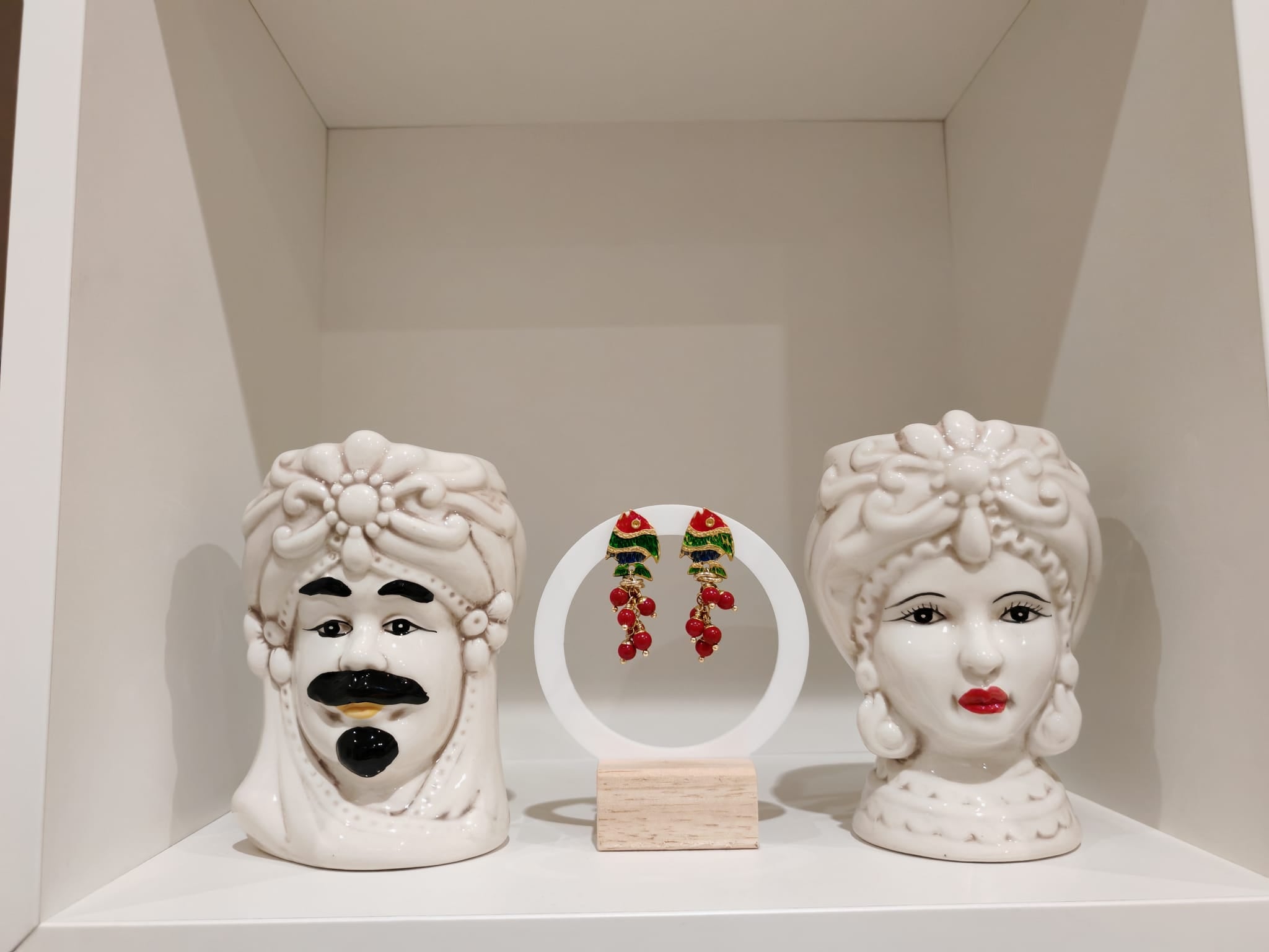 Pesciolini con perle rosse