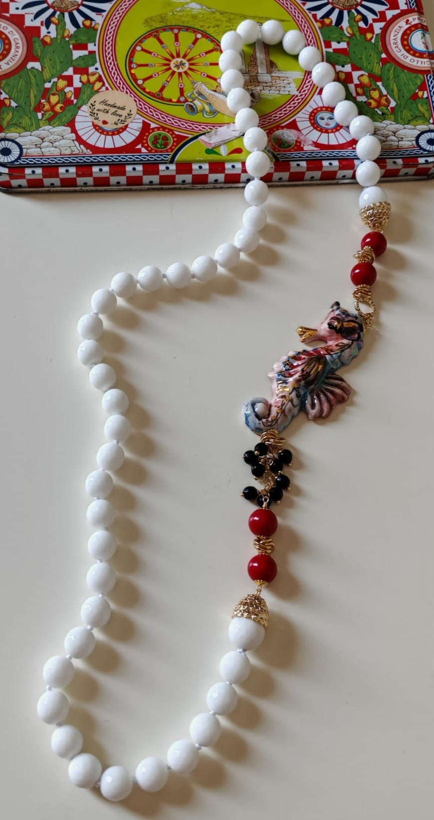 Collana Cavalluccio Marino e Agata bianca